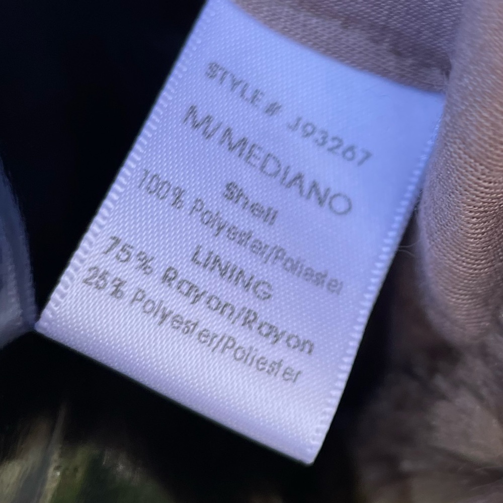 Have Size M - Picture 10 of 10